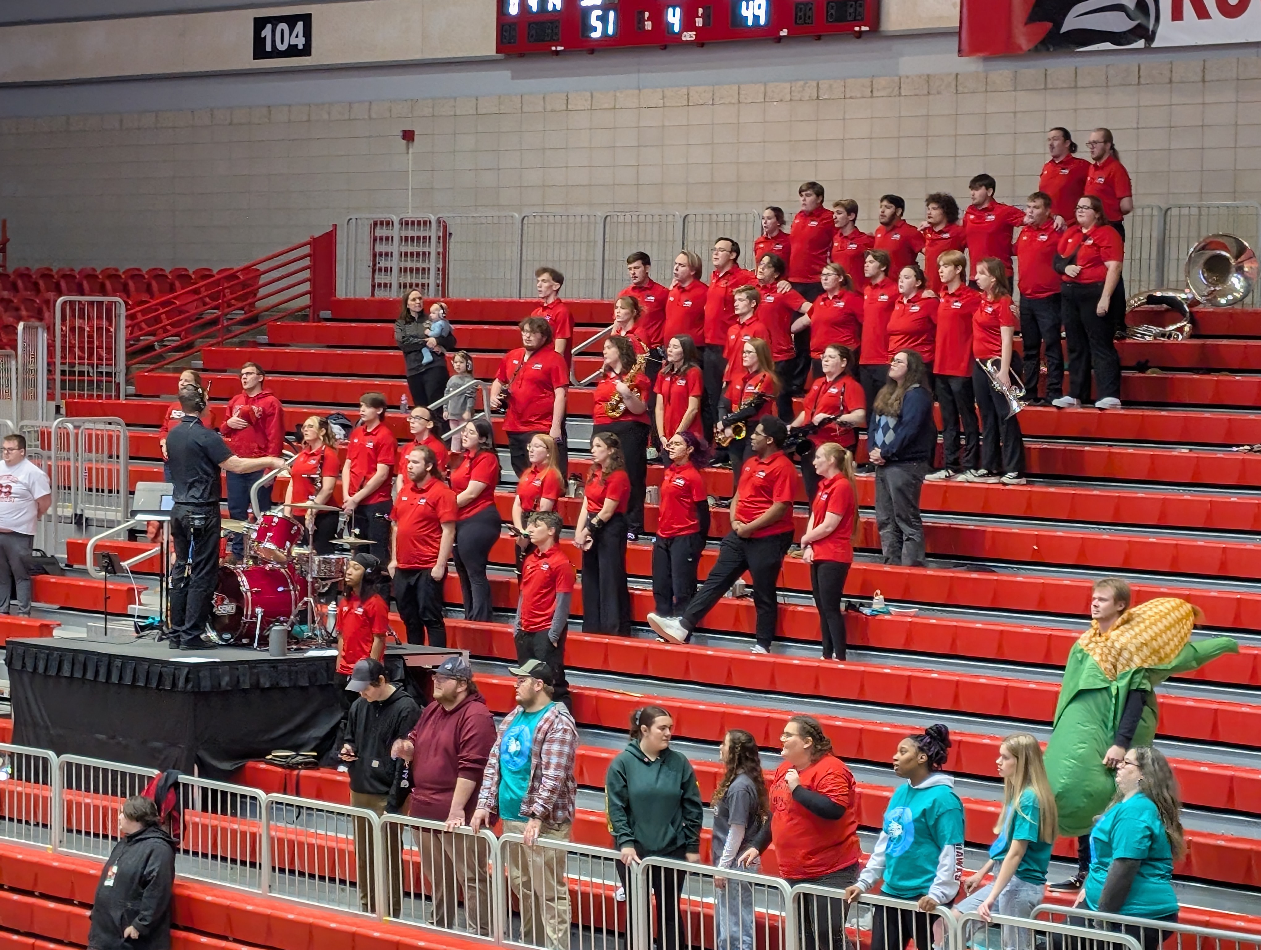 PXL 20250221 010237961