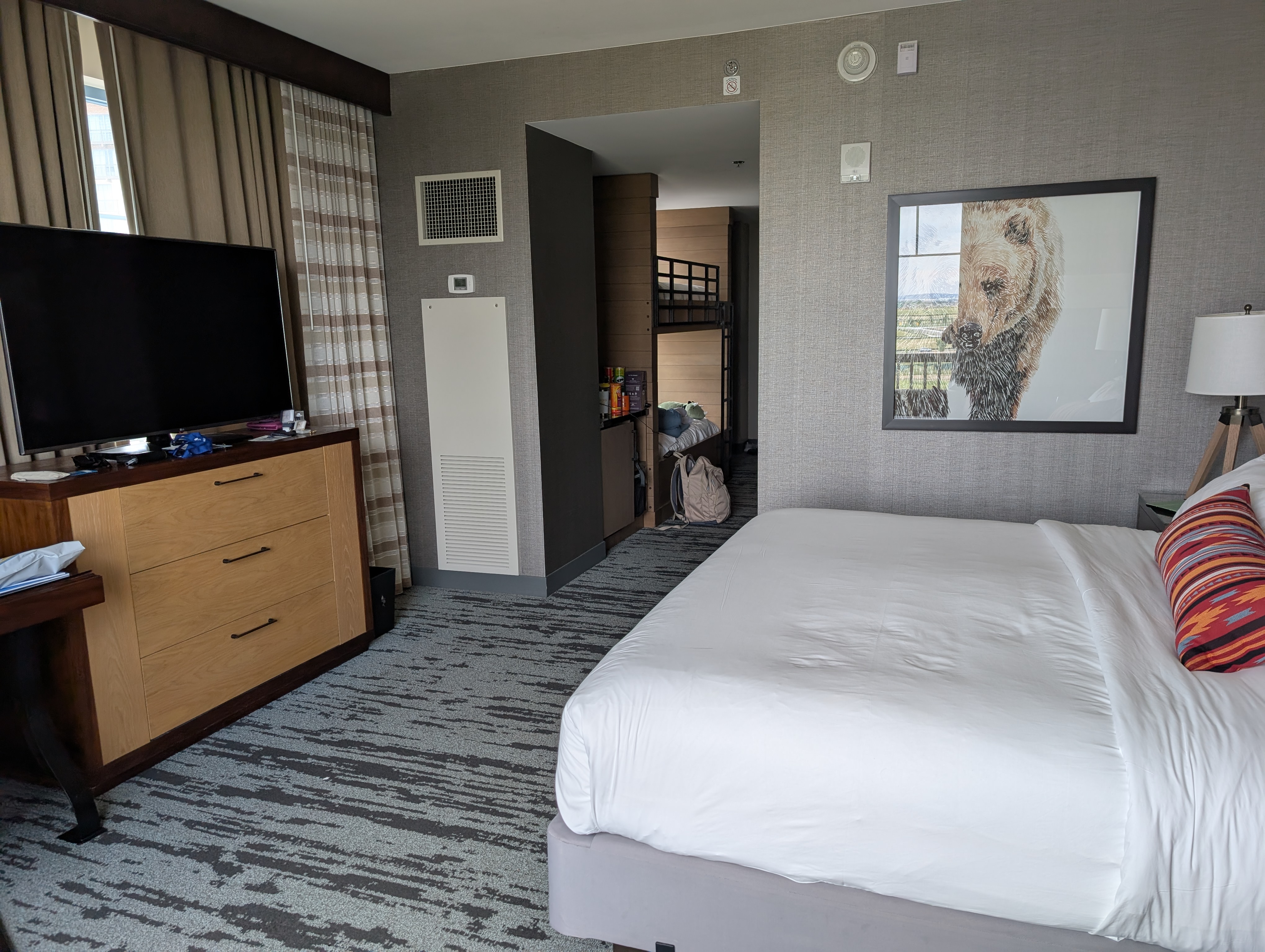 PXL 20250628 220053381