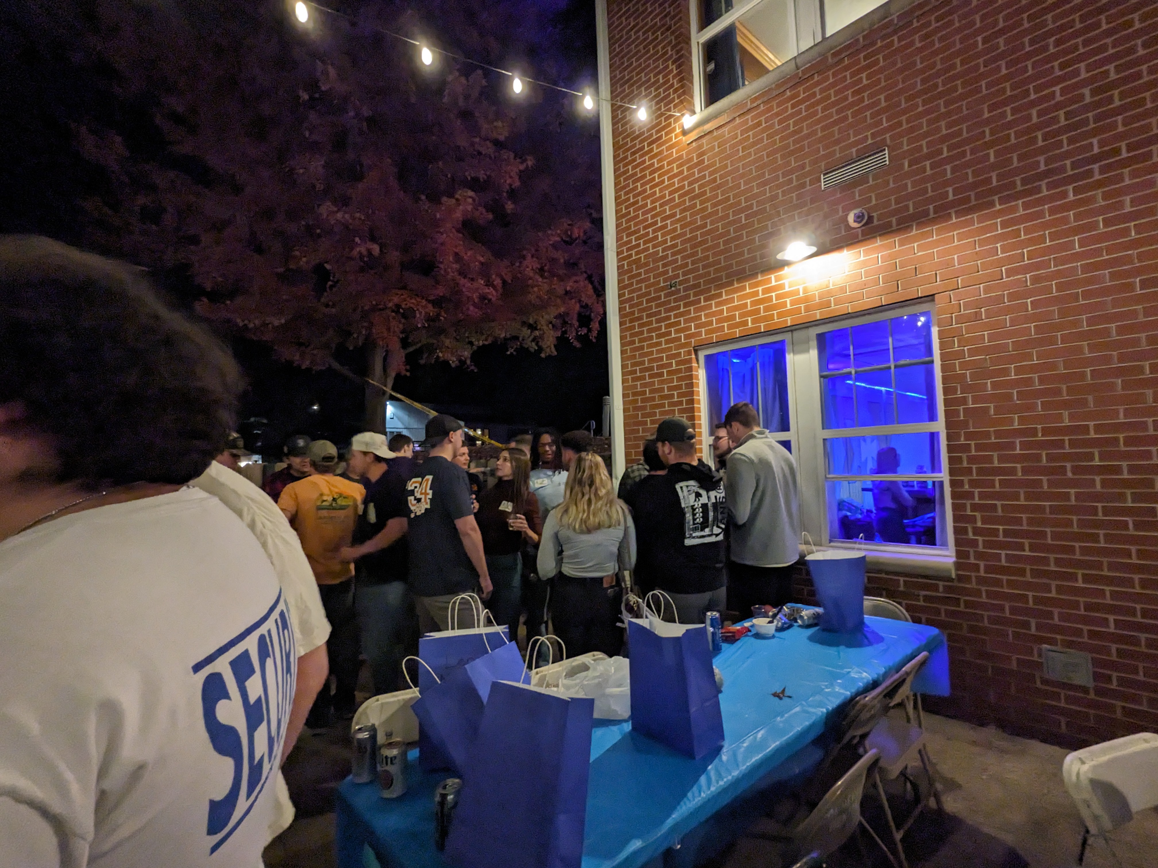 PXL 20241026 023058475