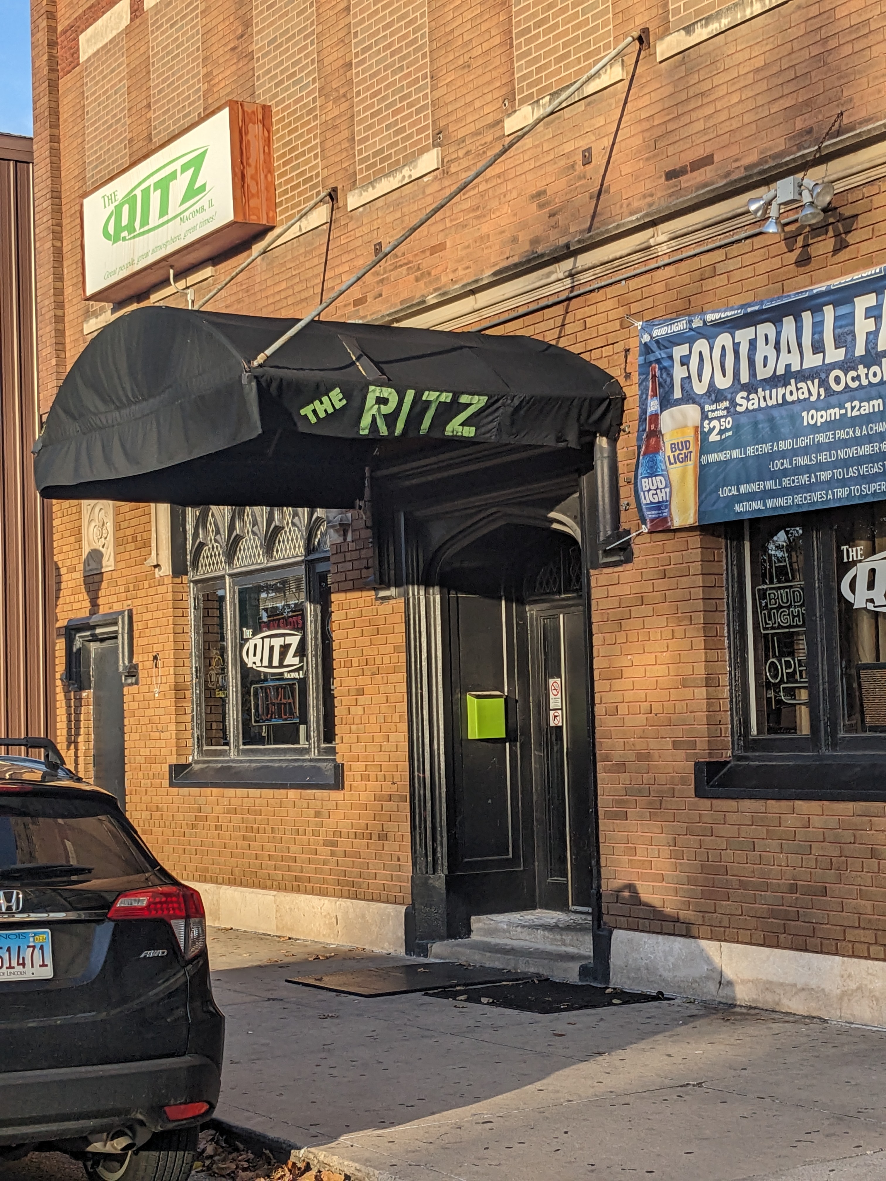 PXL 20241026 220222251