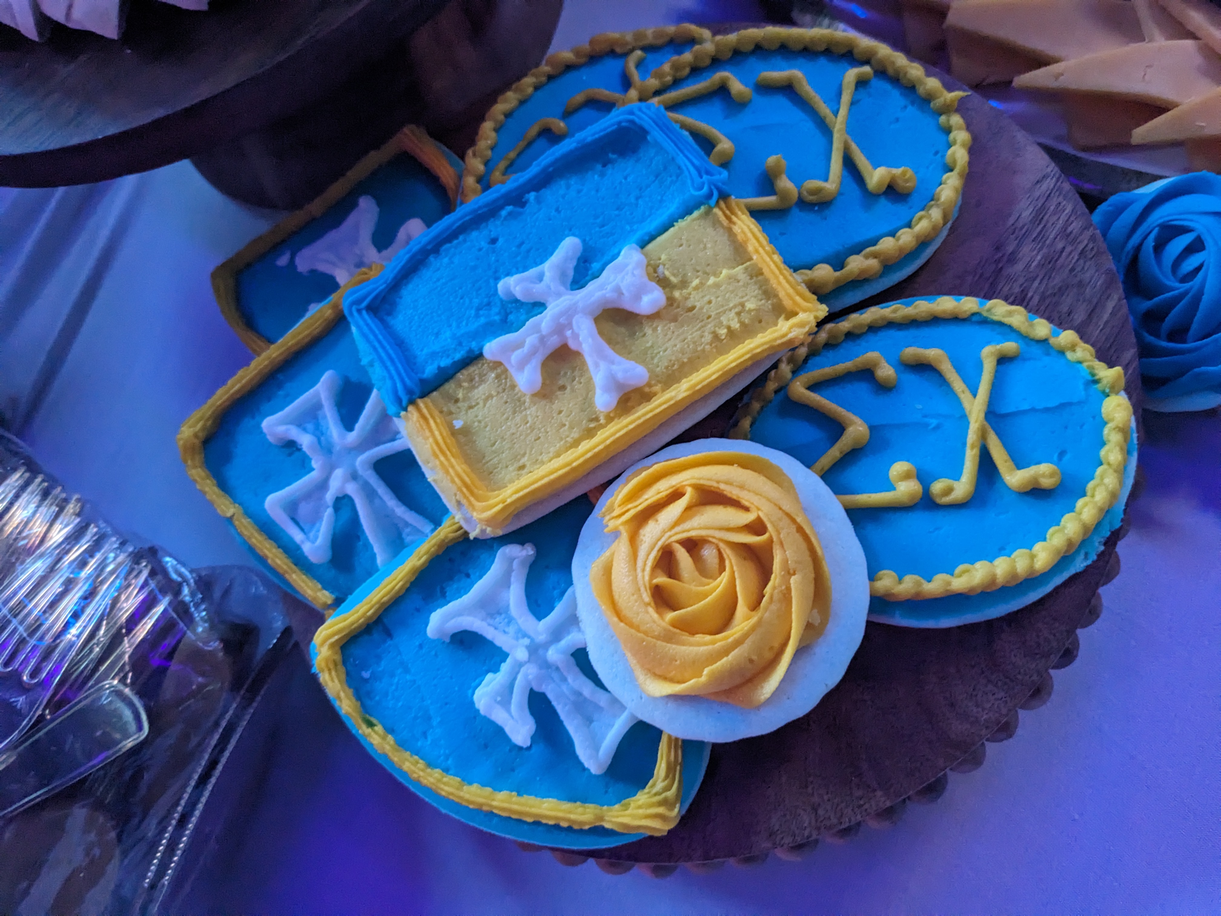 PXL 20241026 225612821